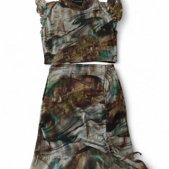 PrettyLittleThing Dresses & Skirts - Green And Brown Ruffle Crop Cffc